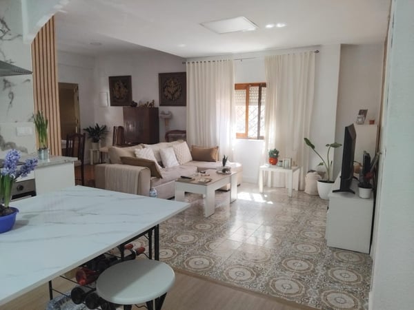 Apartment in Villajoyosa - view 1