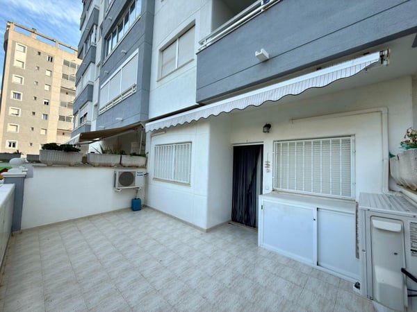 Apartment in Villajoyosa - view 1