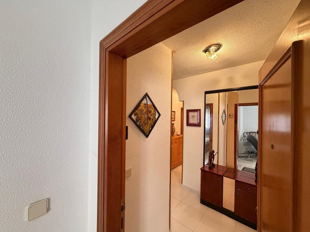 Apartment in Torrevieja - Image 2