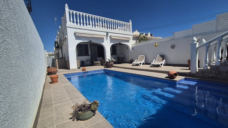 House in Villamartin - view 1