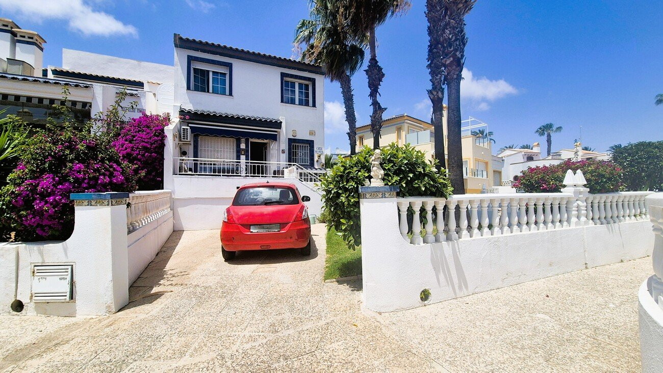 House in Villamartin