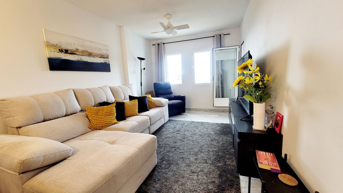 Apartment in Benalmadena - Image 3