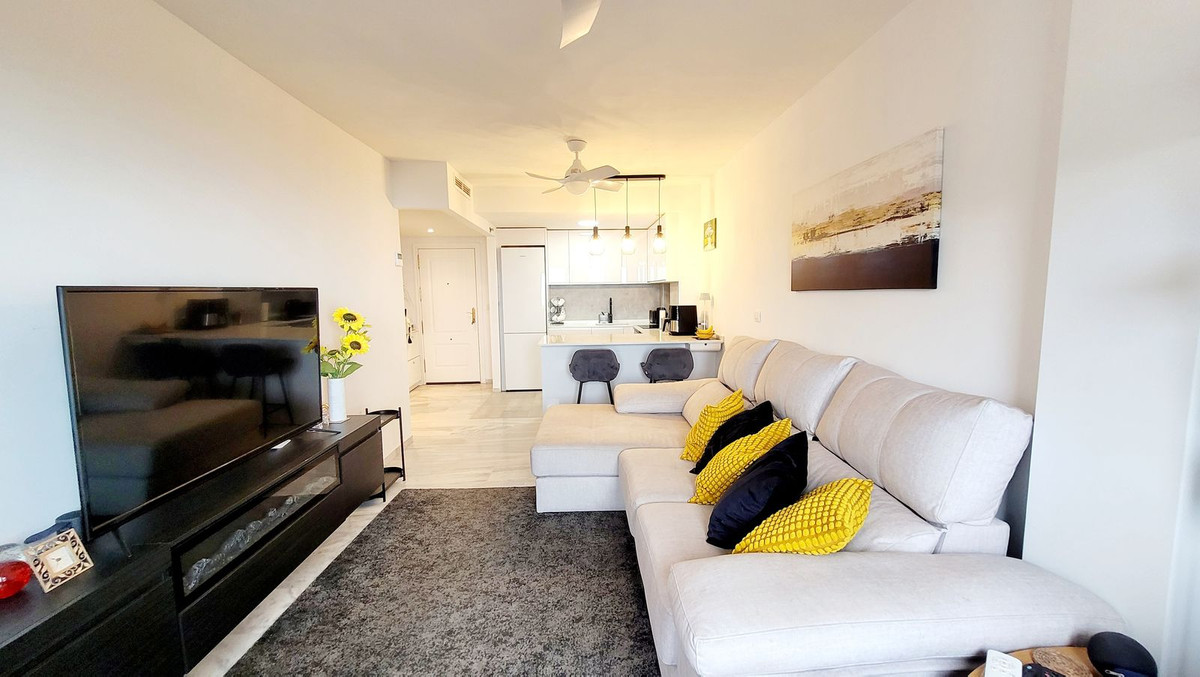 Apartment in Benalmadena - Image 2