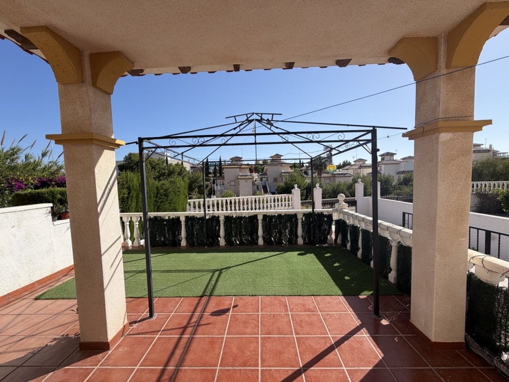 House in Playa Flamenca - Image 2