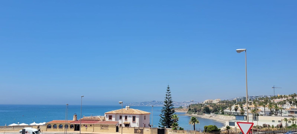 Villa in El Faro - Image 2