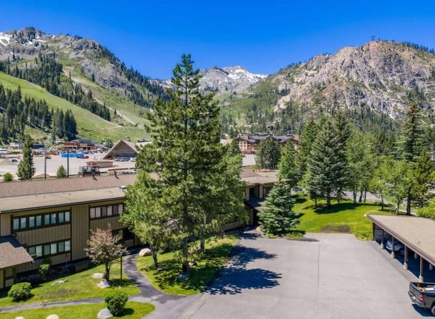 House in Olympic Valley - view 1
