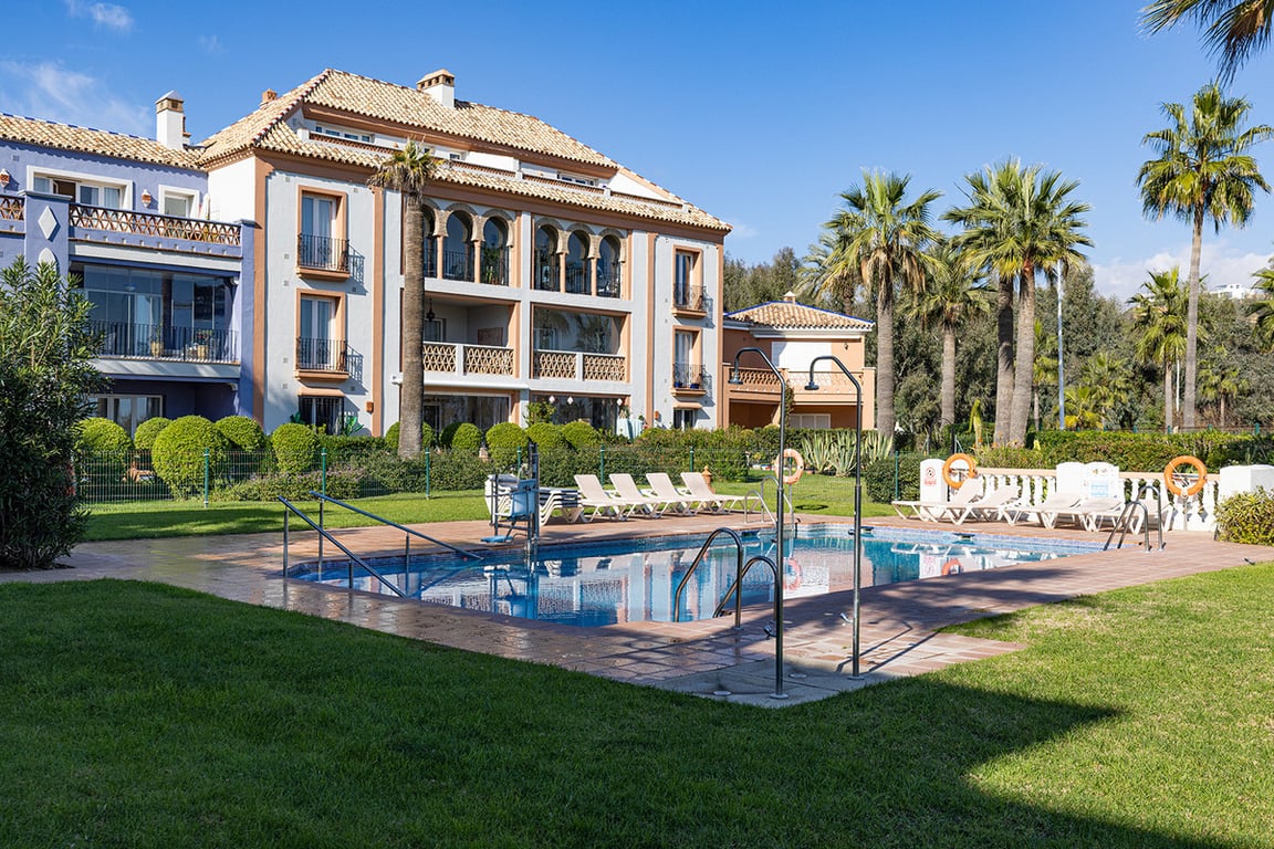 House in Casares - Image 2