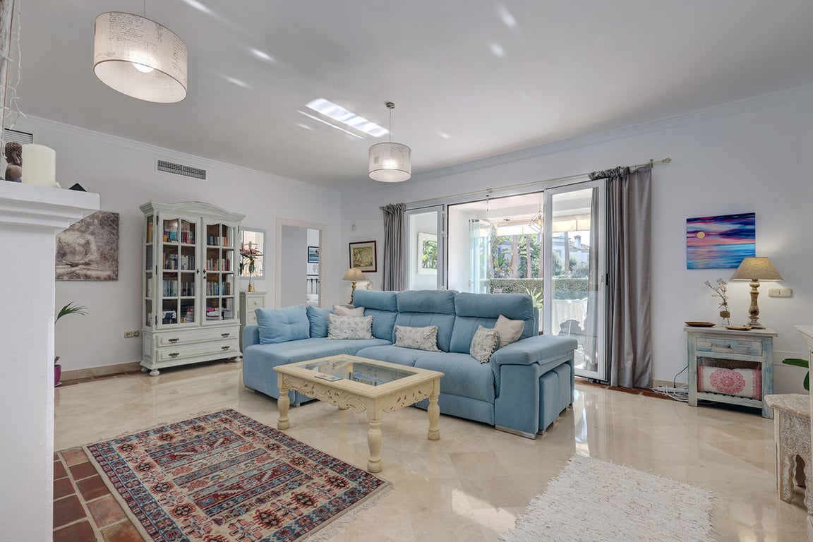 House in Casares - Image 3