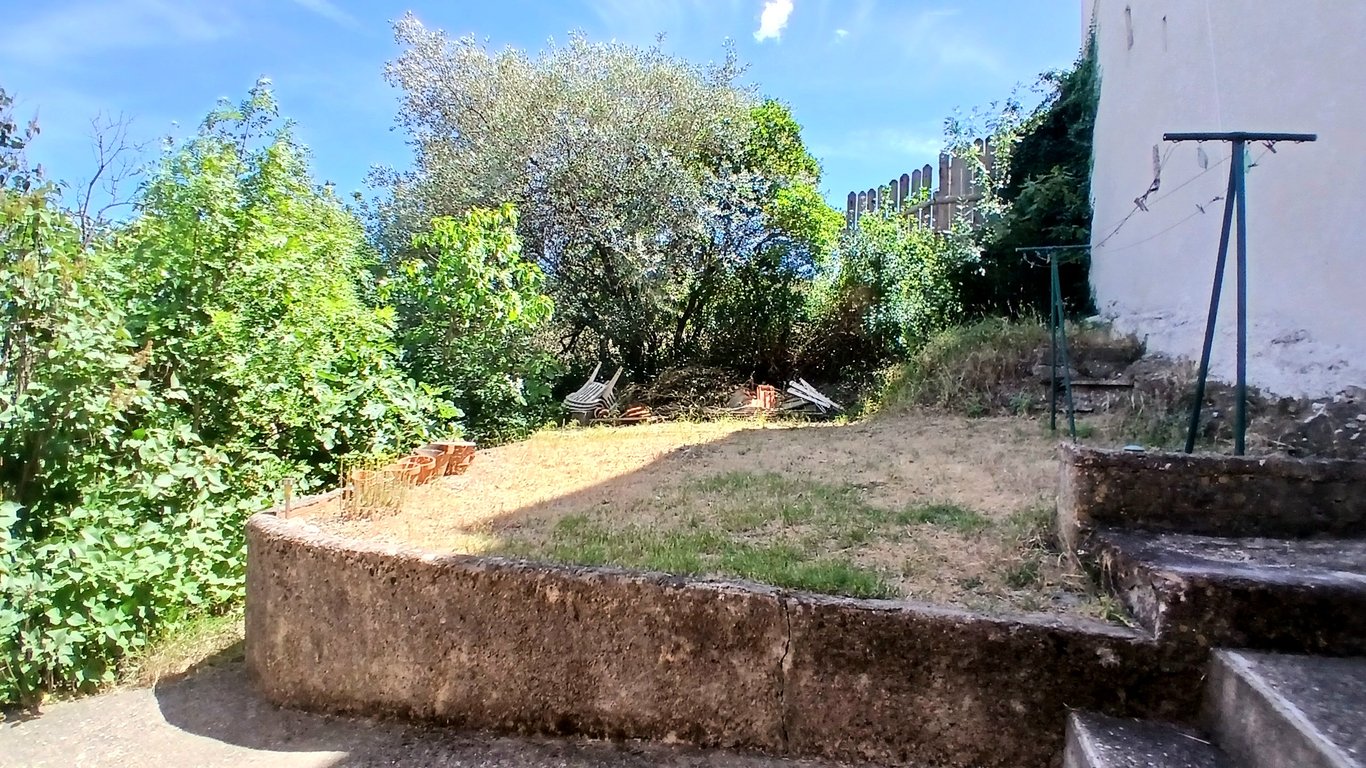 House in Roquebrun - Image 3