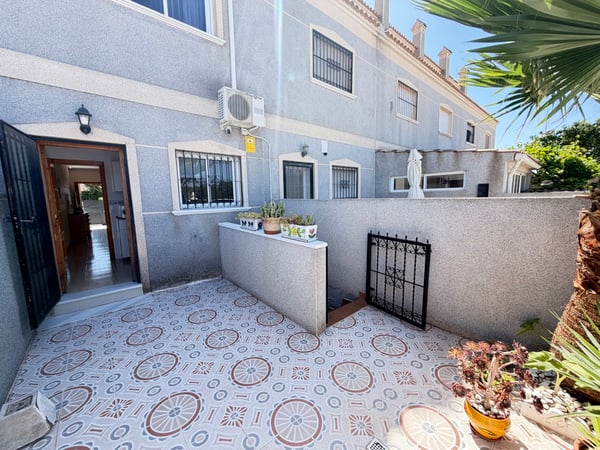 House in Playa Flamenca - view 1