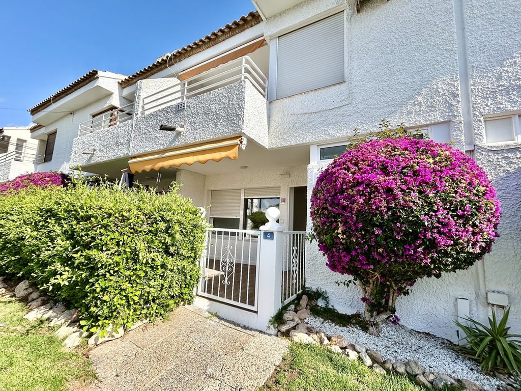 Apartment in Villamartin - Image 2