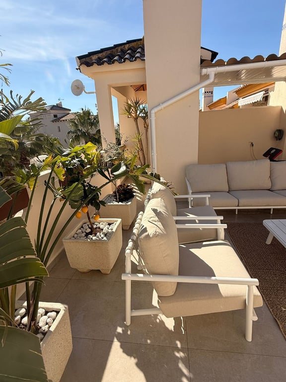 Apartment in Dehesa de Campoamor - Image 3