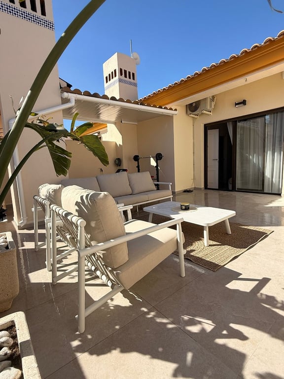Apartment in Dehesa de Campoamor - Image 2
