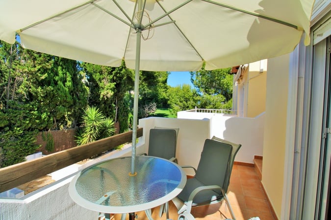 Apartment in Villamartin - view 1
