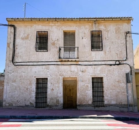 House in Alguena - view 1