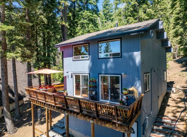 House in Tahoe Park - view 1