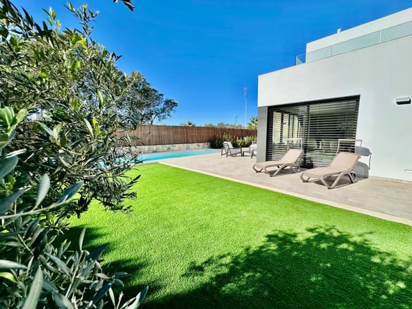 Villa in Casa Blanca - view 1