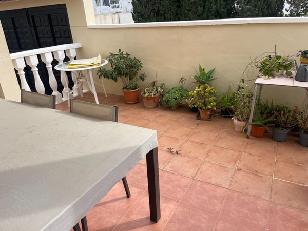 Apartment in Villamartin - view 1