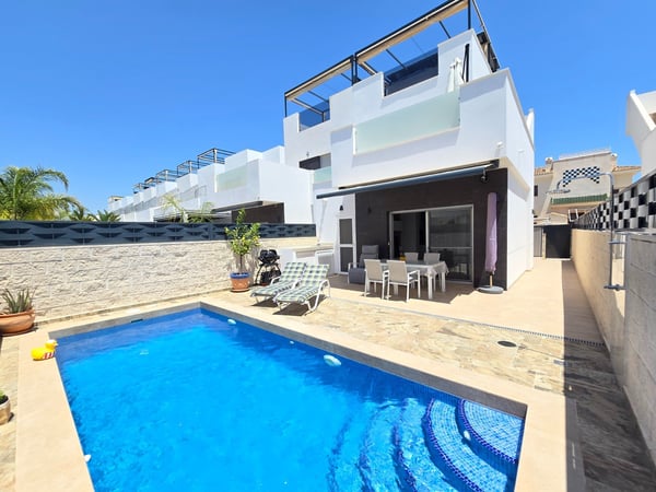 Villa in Ciudad Quesada - view 1