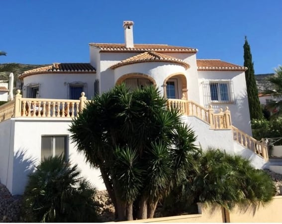 Villa in Pedreguer - view 1