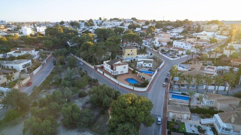 Villa in Torrevieja - view 1