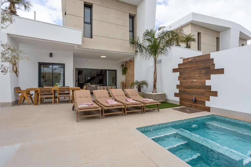 Villa in Dolores - Image 3