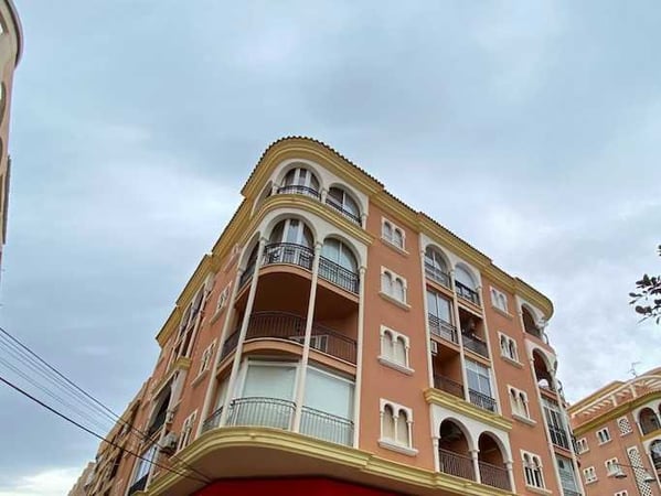 Apartment in Torrevieja - view 1