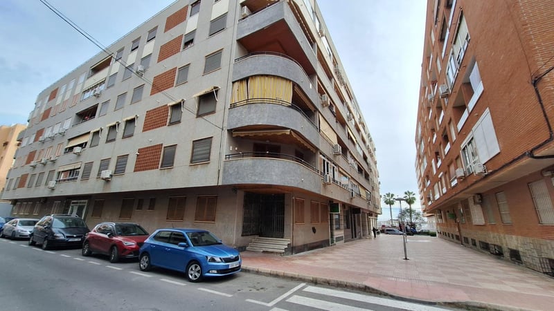 Apartment in Torrevieja - view 1