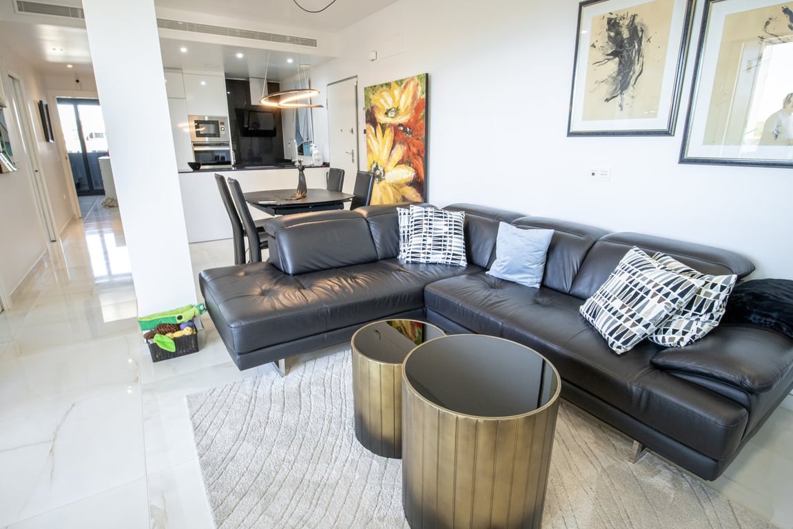 Apartment in Urbanizacion los Balcones - Image 3