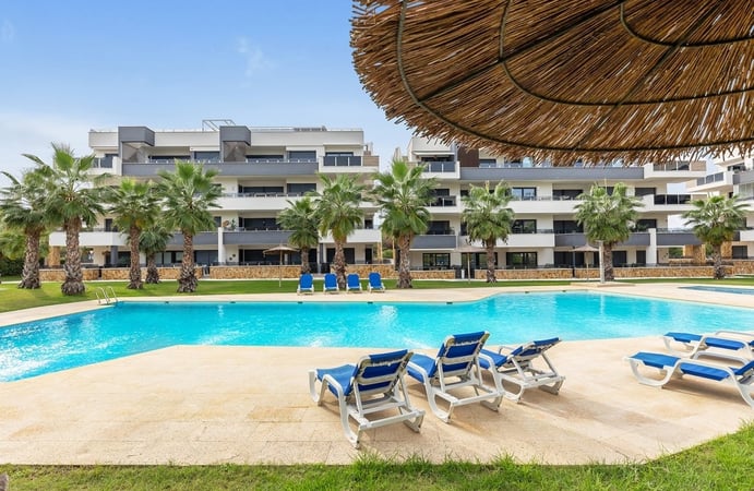 Apartment in Urbanizacion los Balcones - view 1