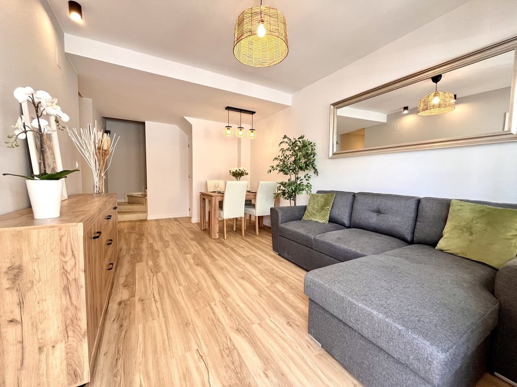 House in Residencia los Altos - Image 3