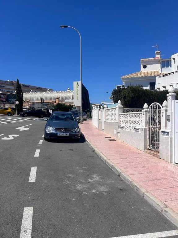 Apartment in Torrevieja - Image 2