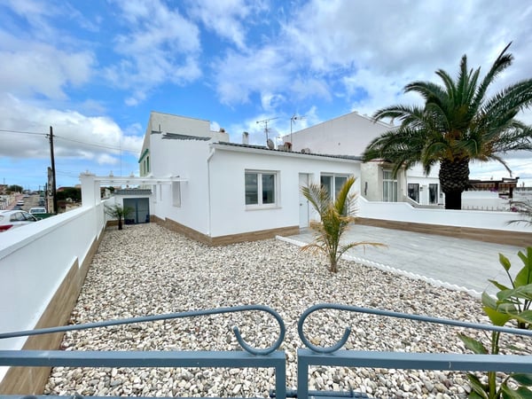 Villa in Algorfa - view 1