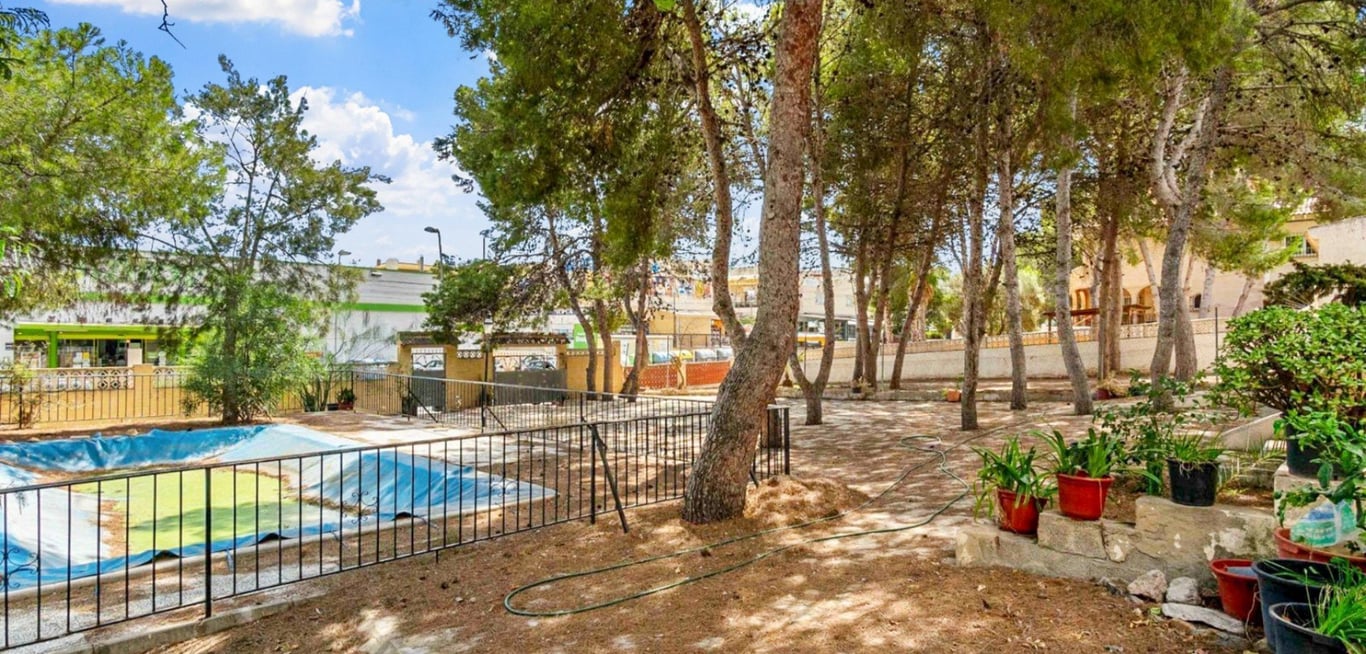 Villa in Torrevieja - Image 2