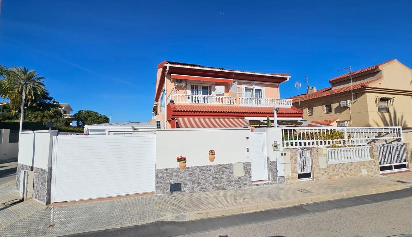 Apartment in Santiago de la Ribera