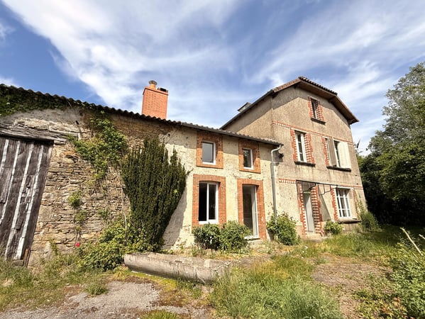 House in Peyrat-de-Bellac - view 1