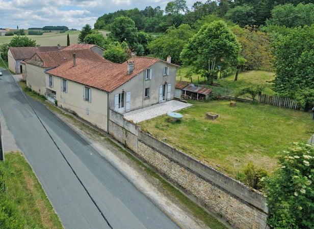 House in Verteillac - view 1