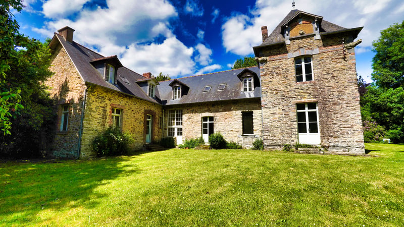 House in Les Fougerets - view 1