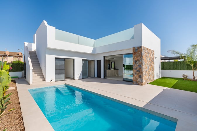 House in Los Alcazares - view 1