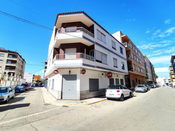 House in Fuente-Encarroz - view 1