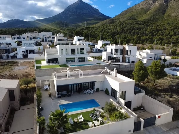 Villa in Polop de Marina - view 1