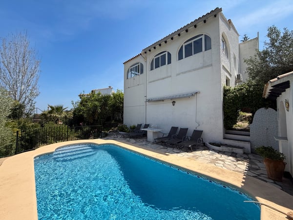 Villa in Orba - view 1