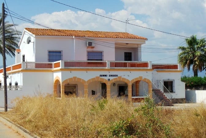 Villa in Setla - view 1