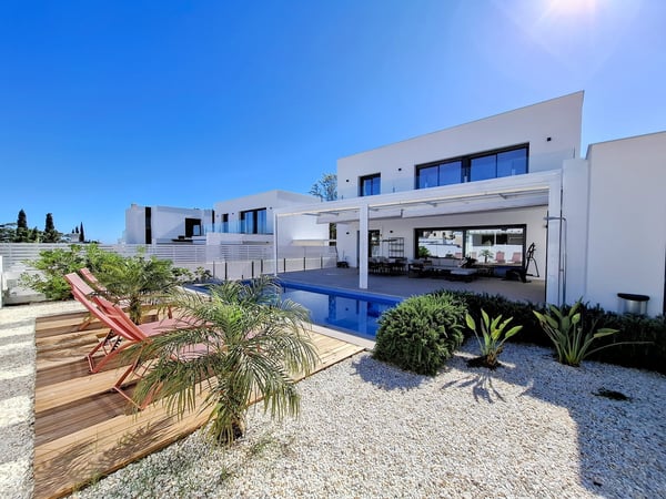 Villa in Denia - view 1