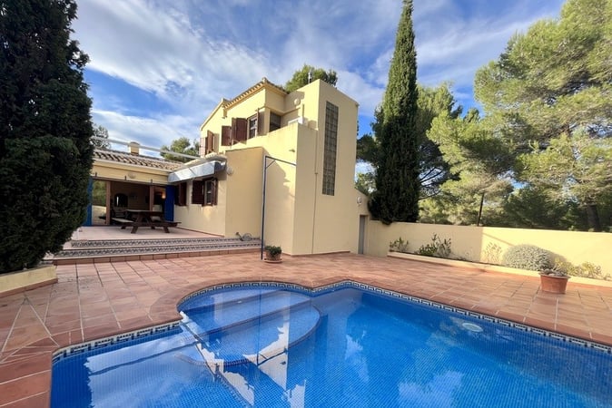 Villa in Aduanas - view 1