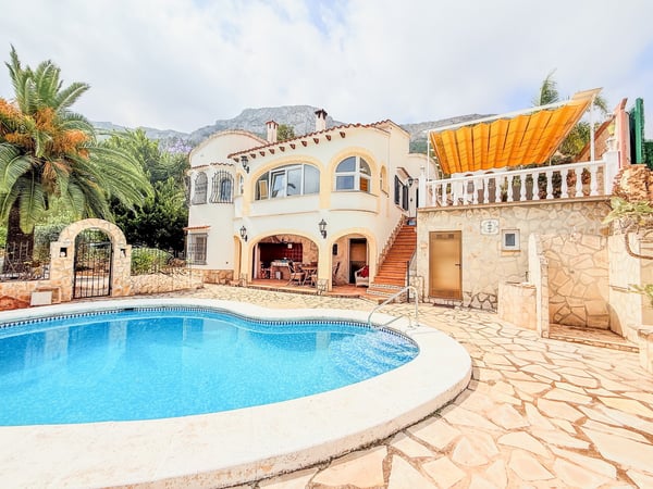 Villa in Denia - view 1
