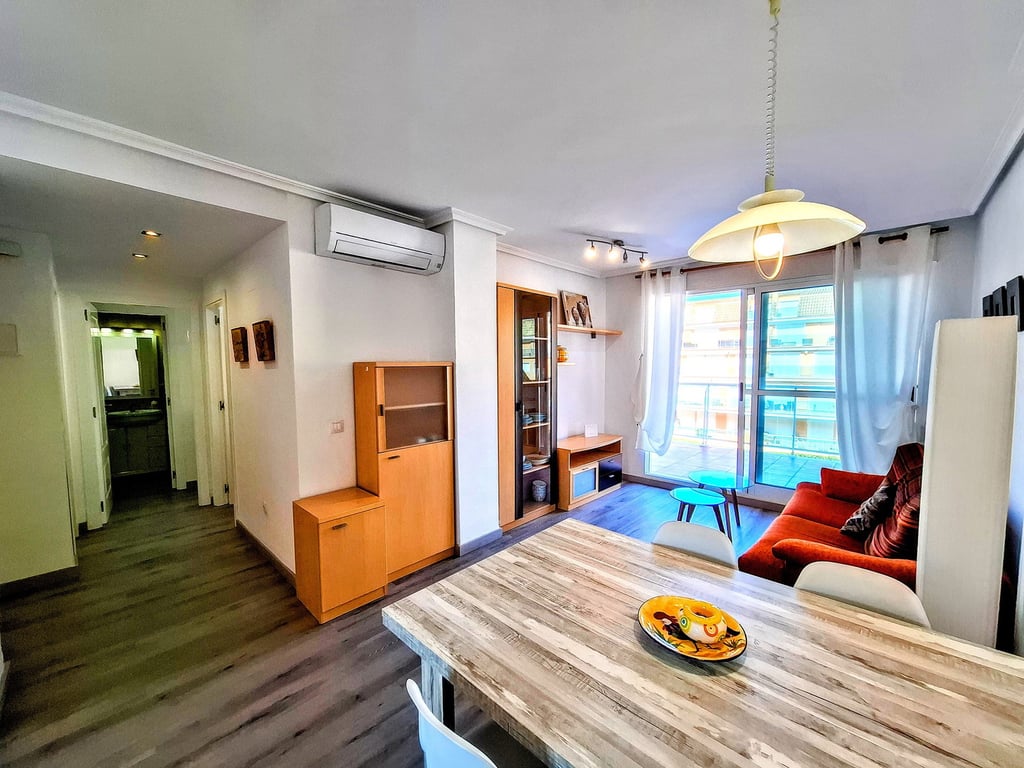 Apartment in Setla - Image 2