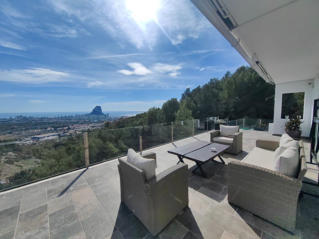 Villa in Calp - Image 3