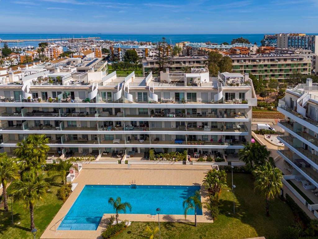 Apartment in Denia - Image 2