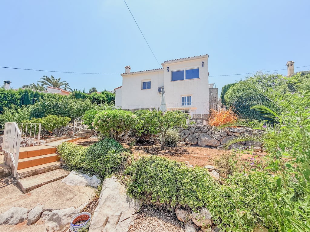 Villa in Orba